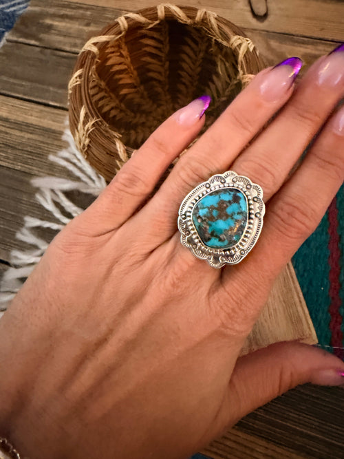 Old Pawn Handcrafted Turquoise & Sterling Silver Ring Size 8.5