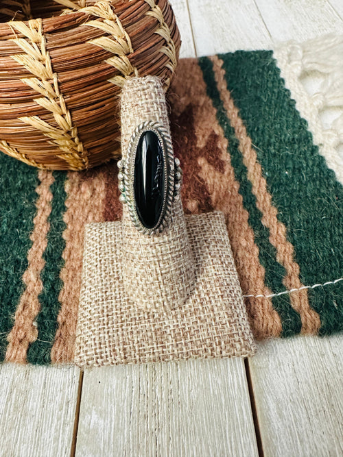 Old Pawn Handcrafted Onyx & Sterling Silver Ring Size 6.5