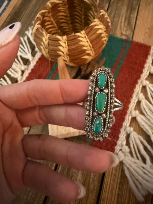 Old Pawn Handcrafted Turquoise & Sterling Silver Ring Size 9.5