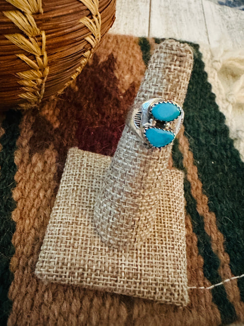 Old Pawn Handcrafted Turquoise & Sterling Silver Ring Size 5