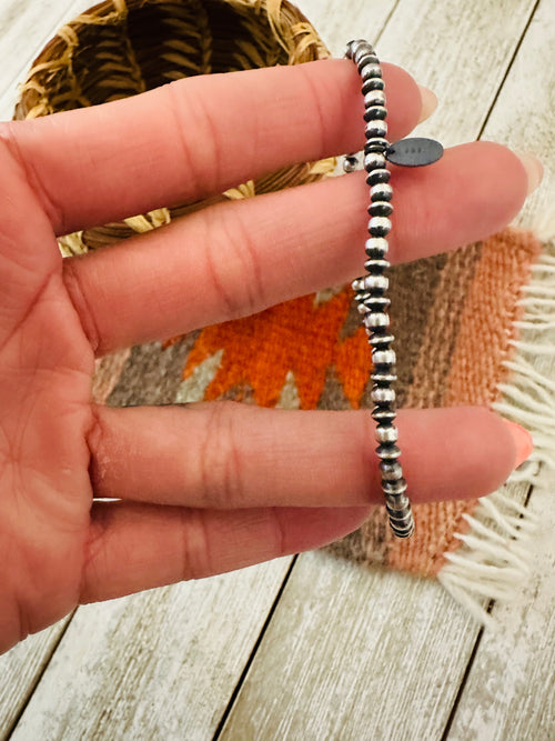 Navajo Sterling Silver Pearl Beaded Stretch Bracelet.