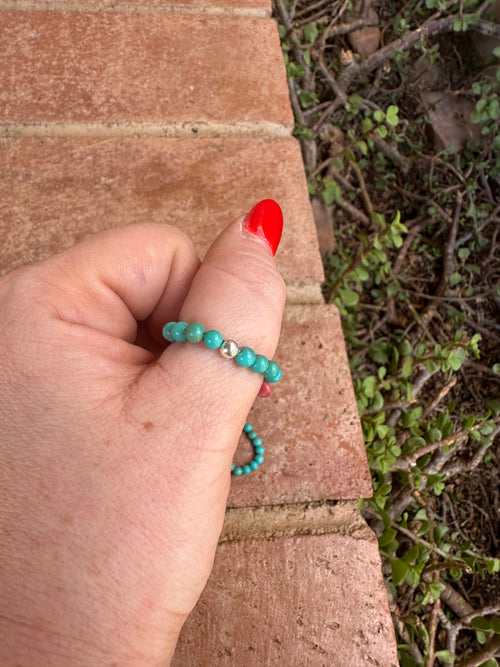 THE VENICE BAND Handmade Turquoise Beaded Stretch Ring