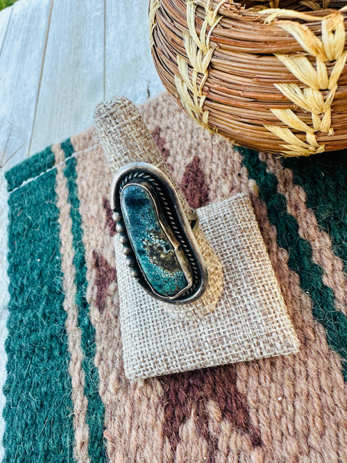 Old Pawn Handcrafted Turquoise & Sterling Silver Ring Size 8.5