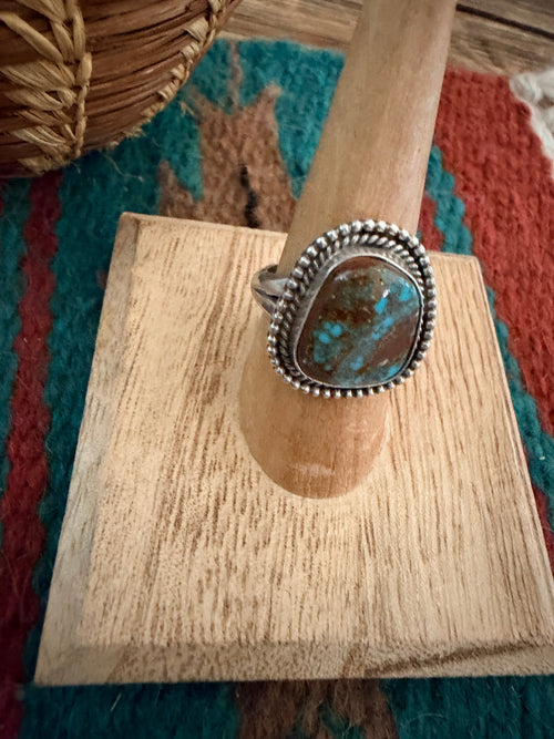 Old Pawn Handcrafted Turquoise & Sterling Silver Ring Size 7.75