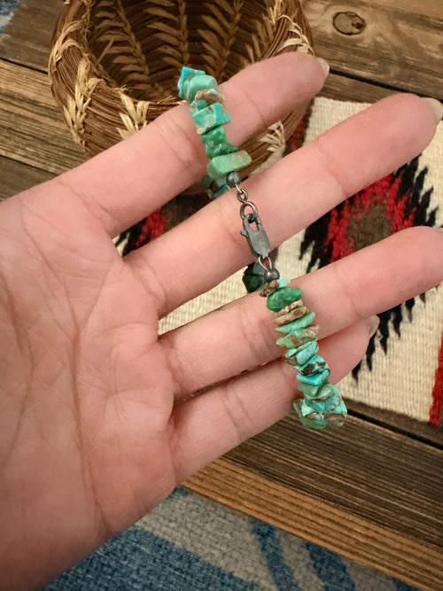 Handcrafted Turquoise Beaded Bracelet