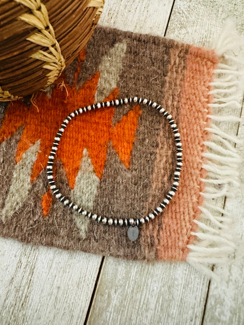 Navajo Sterling Silver Pearl Beaded Stretch Bracelet.