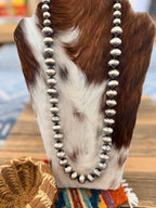Old Pawn Handcrafted Sterling Silver Graduated 28” Beaded Necklace