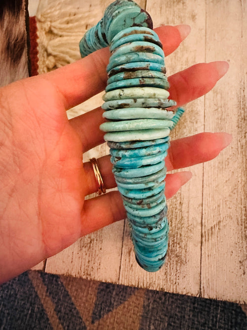Old Pawn Handcrafted Turquoise Beaded Necklace