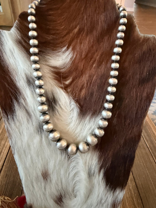 Handcrafted Graduated Sterling Silver Pearl Beaded 18” Necklace