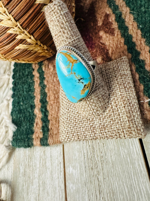 Old Pawn Handcrafted Turquoise & Sterling Silver Ring Size 8.5