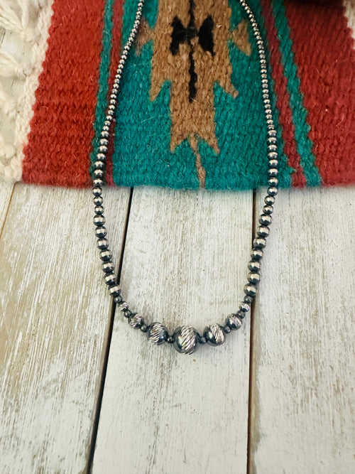 Navajo Sterling Silver Diamond Cut Beaded Necklace 18”