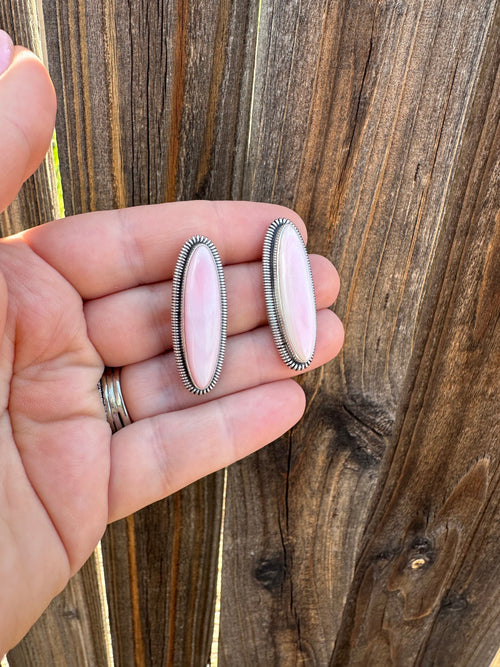 Navajo Sterling Silver Pink Conch Oval Post Earrings