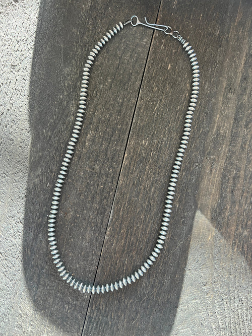Vinita Cowboy Handmade 5.5mm Sterling Silver Navajo Saucer Pearls, 21 inches