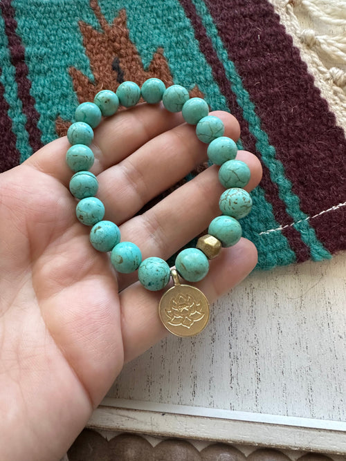 Handmade Beaded Stretch Turquoise Bracelet