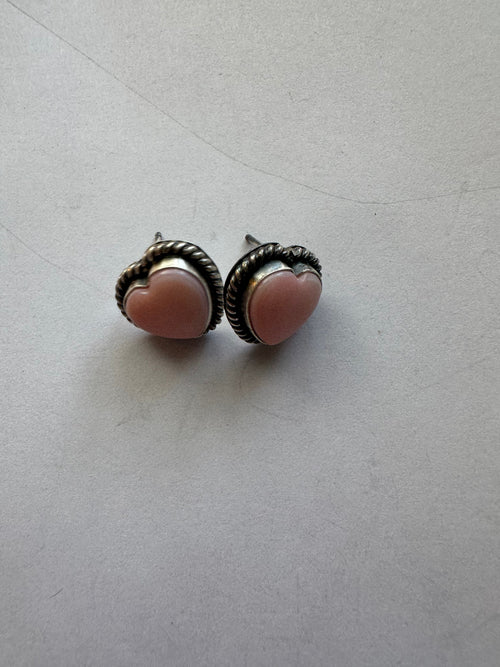 Navajo Queen Pink Conch & Sterling Silver Heart Stud Earrings Signed J Frank