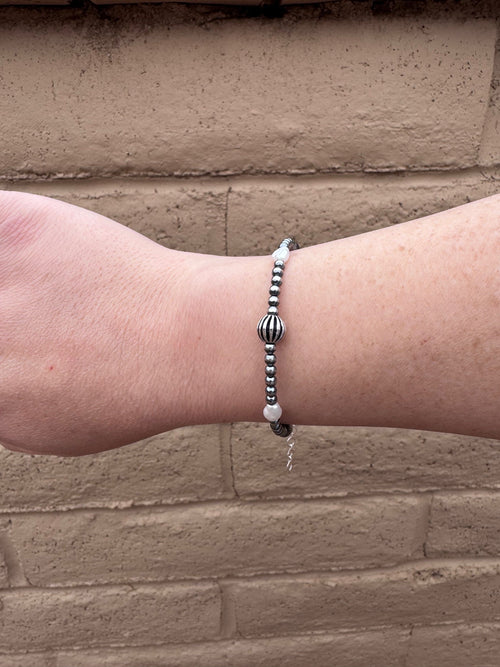 Handcrafted Mother of Pearl & Sterling Silver Pearl 3-6mm Beaded Bracelet 7"