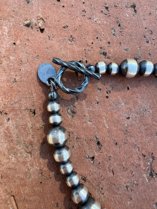 Handcrafted Pink Conch & Sterling Silver 4-6mm Beaded Bracelet 7.5"