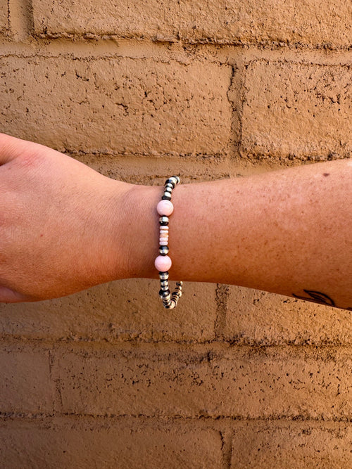 Handcrafted Pink Conch & Sterling Silver 4-6mm Beaded Bracelet 8"