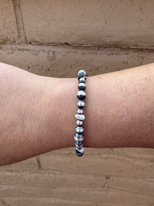 Handcrafted White Buffalo & Sterling Silver Pearl 4-6mm Beaded Bracelet 7.5"