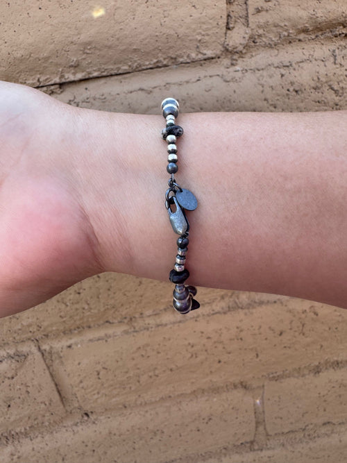 Handcrafted White Buffalo & Sterling Silver Pearl 3-6mm Beaded Bracelet 7.5"