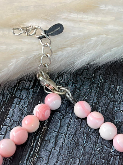 Handmade Sterling Silver Queen Pink Conch Collection: Beaded Necklace Signed Nizhoni