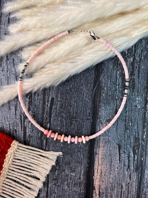 Handmade Sterling Silver Queen Pink Conch Collection: Beaded Necklace Signed Nizhoni