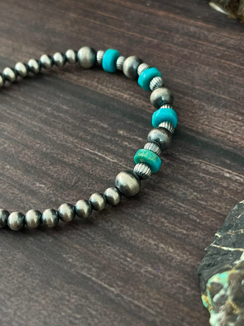 Handmade Sterling Silver Kingman Turquoise Stretchy Beaded Bracelet