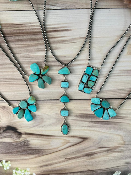 Handmade Sterling Silver Green Kingman Turquoise Collection: Beaded Necklace Signed Nizhoni