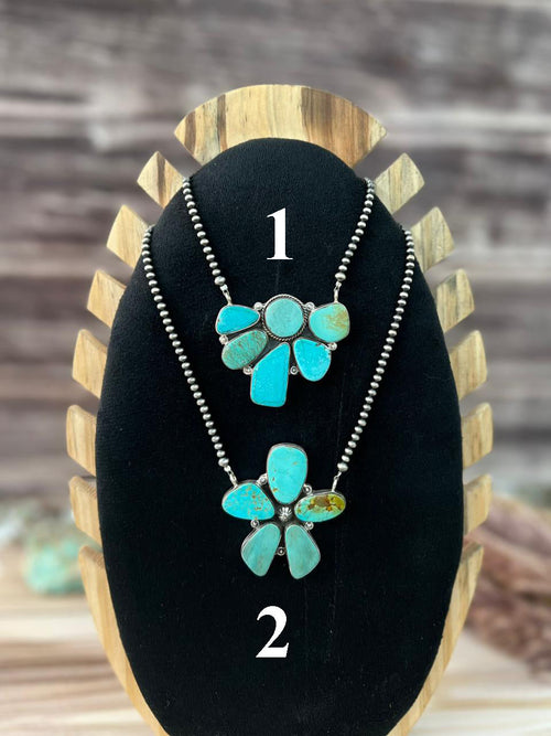 Handmade Sterling Silver Green Kingman Turquoise Collection: Beaded Necklace Signed Nizhoni