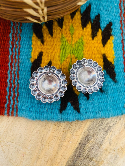 Navajo Sterling Silver Flower Stud Earrings LG