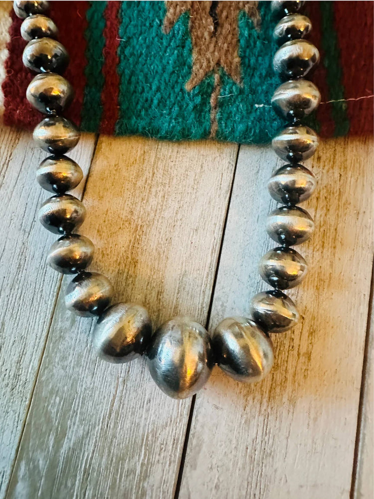 Nizhoni Necklace - NKSMBEADNVY main image 0