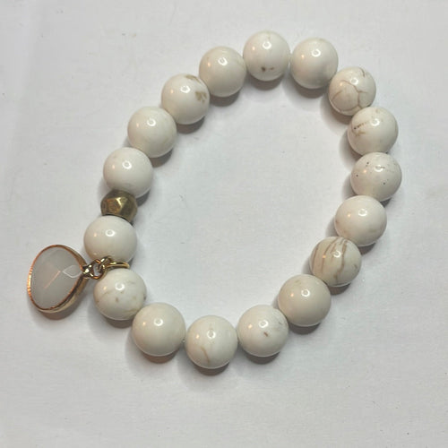 Handmade Recycled White Glass Beaded Stretch Bracelet WHITE HOWLITE